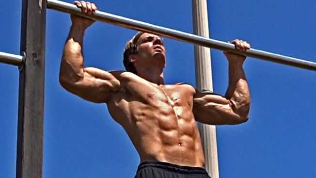 Exercices de poids corporel que chaque homme doit maîtriser avant de se lancer dans la musculation