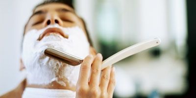 Cómo curar los cortes por afeitado