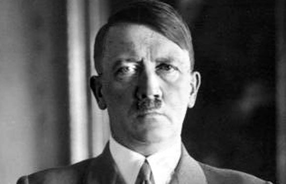 10) एडॉल्फ हिटलर