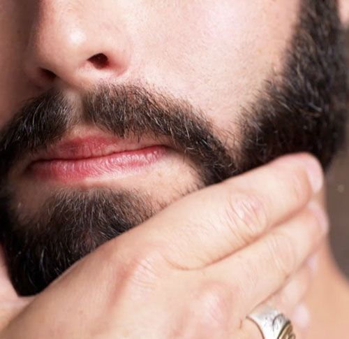 Comment faire pousser la moustache de guidon parfaite en 6 à 8 semaines
