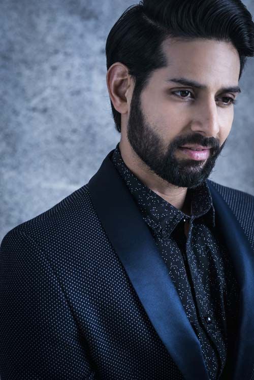 Un modelo masculino indio responde a 12 preguntas cruciales sobre su barba y más
