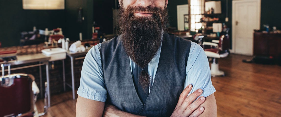 10 cool stilova duge brade za muškarce koji vole punu, gustu bradu