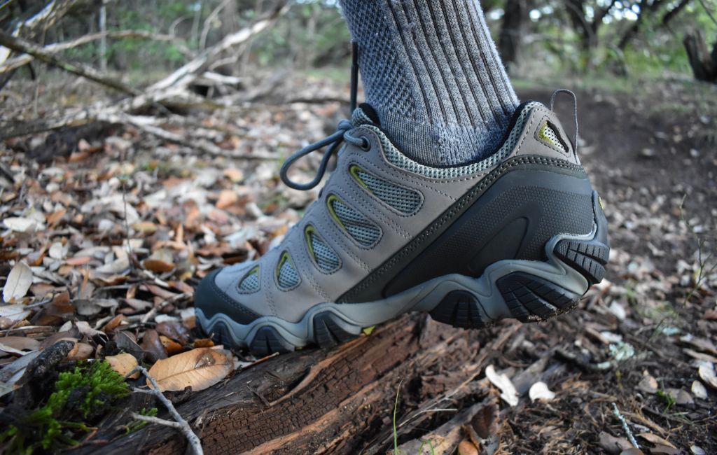 Oboz sawtooth hiking shoes