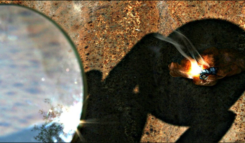Hoe maak je vuur met glas