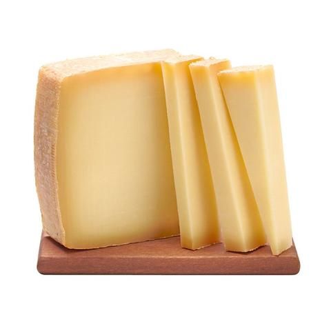 Los mejores alimentos para mochileros ricos en calorías: queso duro