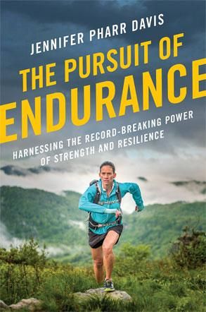 Корицата на книгата Puirsuit of Endurance от Дженифър Фар Дейвис