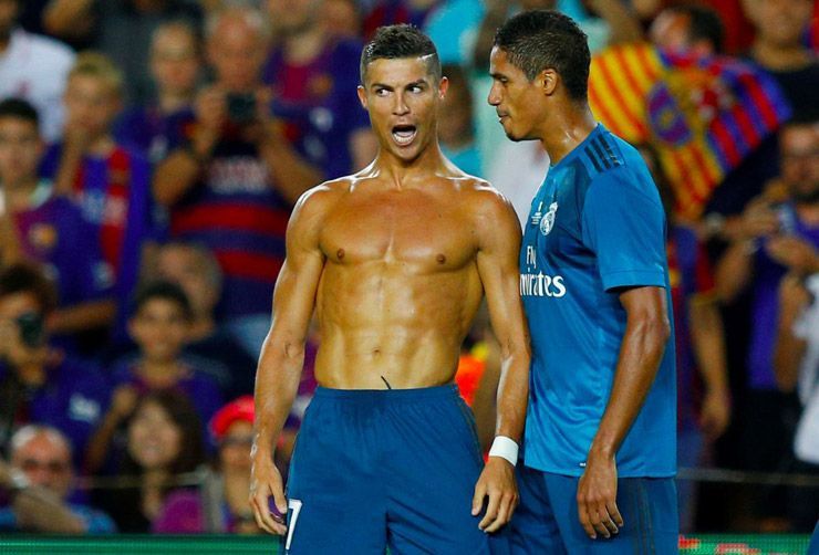 Hogyan lehet elbújtatni, mint Cristiano Ronaldo