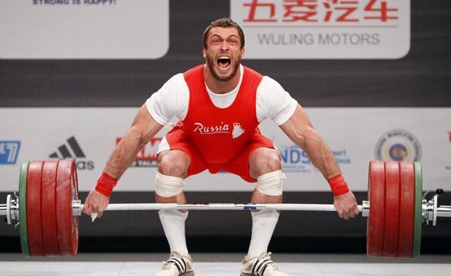 10 razones por las que Dmitry Klokov es el levantador de pesas más asombroso del mundo