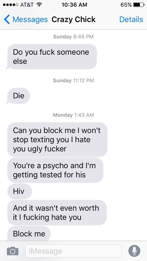 Cette fille folle, presque psychotique, a perdu sa merde et s'est lancée dans une diatribe après que l'ex copain ait refusé de lui envoyer un texto