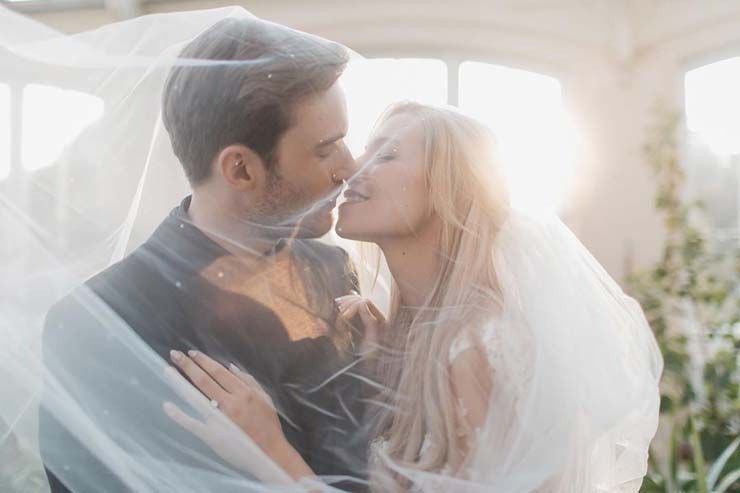 Pewdiepie Menikah Dengan Kekasihnya yang Sudah Lama & Kami Inginkan T-Series Membuat Video Perkahwinannya