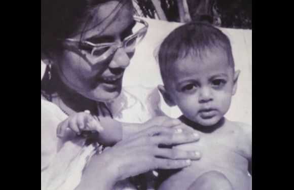 Снимки от детството на Боливудски знаменитости-Салман Хан