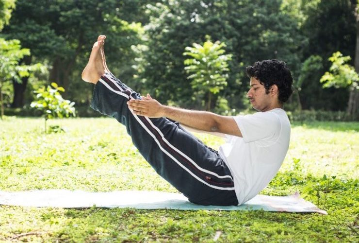 Poses de yoga pour hommes qui peuvent aider à lutter contre la dépression