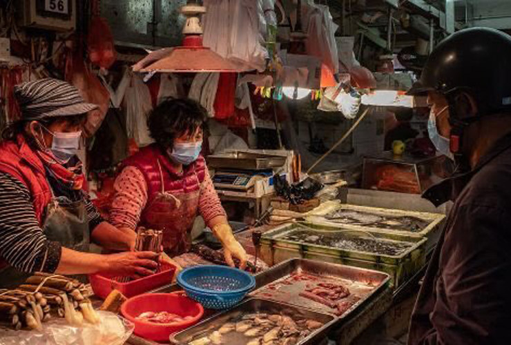 Faits horribles sur le marché chinois humide de «Rat frit» et de «Bat Lollipop»
