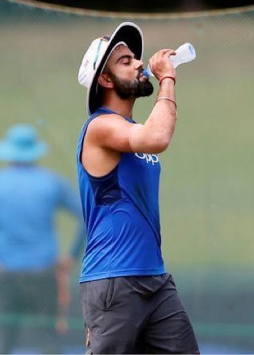 Virat Kohli i njegova super skupa voda za piće