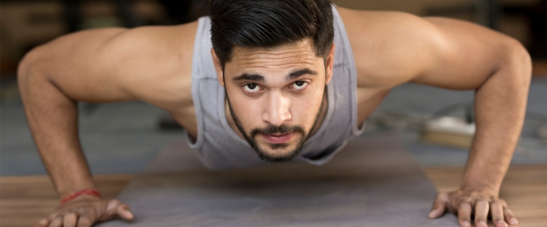 9 интенсивных упражнений на плечи, которые помогут вам больше не пропустить свой спортзал