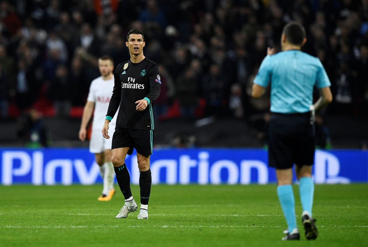 Тотнъм срещу Реал Мадрид: Dele Alli Brace Embarasses Шампионите на УЕФА на Уембли