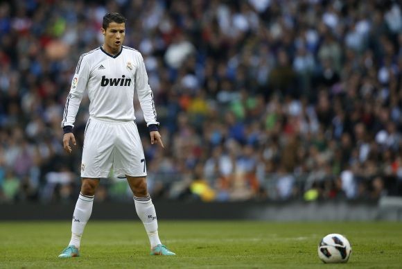 Cristiano Ronaldo ser stolt på sin 7 YO søn netto En episk strejke ekko hver fars følelser
