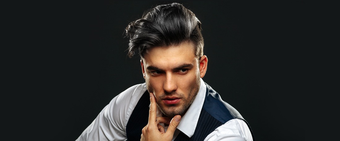 گول چہرے والے مردوں کے لئے 6 بالوں کی طرزیں جو انھیں زیادہ تیز اور چھچھلی لگتی ہیں