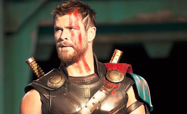 Queremos que Thor golpee a este presentador de televisión que reveló un importante spoiler de 'Thor: Ragnarok'