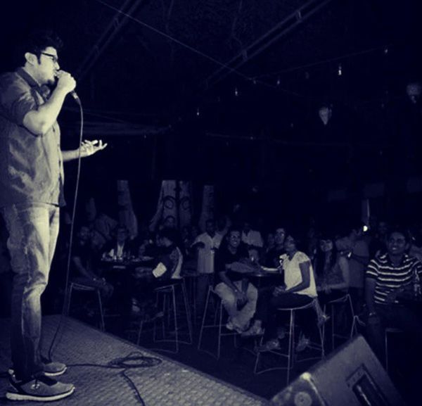Kako je biti stand-up komičar u Indiji: pogled u život iza kulisa