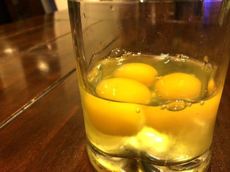 Helsemessige fordeler av å drikke rå hele egg