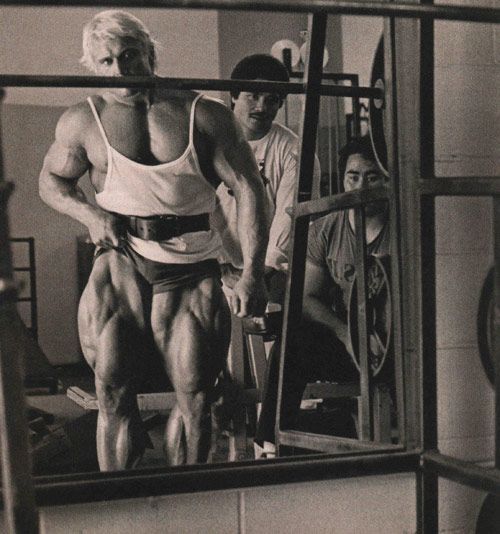 Quadfather: Najveće noge Svijet bodybuildinga ikad vidio