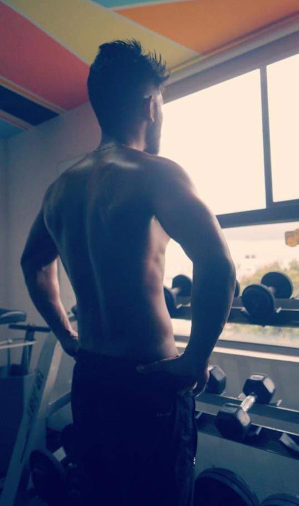 فٹنس کے 31 دن: کیسے نگرجین دبلی پتلی لڑکے ہونے کی وجہ سے ایک دبلی پتلی ورزش مشین میں گیا