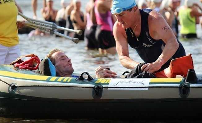 Apa, aki fogyatékkal élő fiával fut Triathlonban