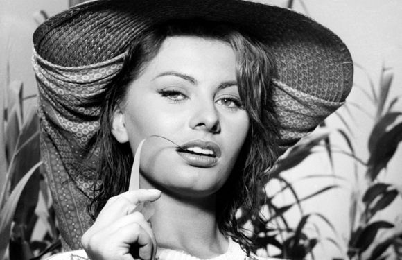 A legforróbb ajkú hírességek - Sophia Loren