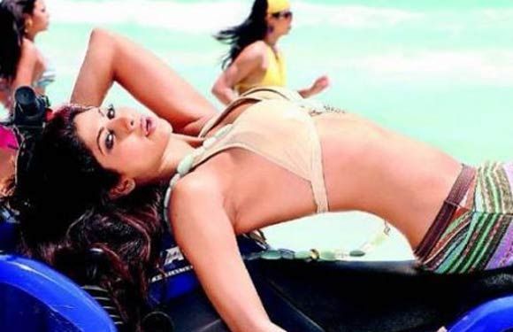 A legforróbb bikini testek - Shilpa Shetty