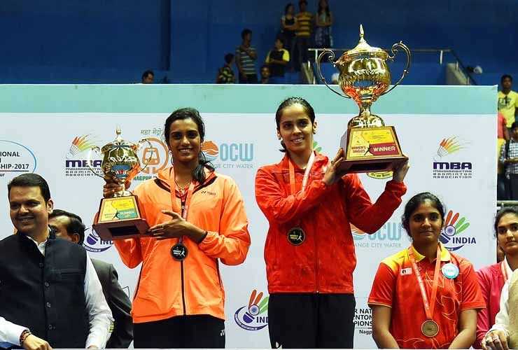 5 najboljših loparjev za badminton, zaradi katerih boste zasijali kot Saina Nehwal in PV Sindhu