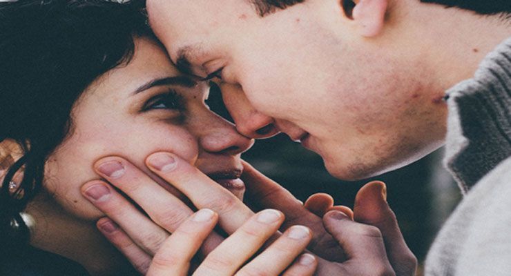 12 coses que tota dona vol quan té una relació amb tu