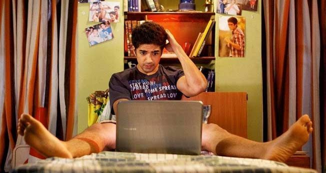 Az amerikai lány válasza arra, hogy miért nem akar senki beszélgetni indiai férfiakkal online