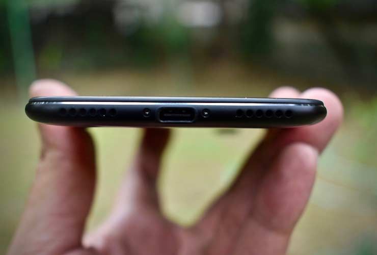 Xiaomi Mi A2 की समीक्षा: निश्चित रूप से अपने कठिन पैसे कमाए