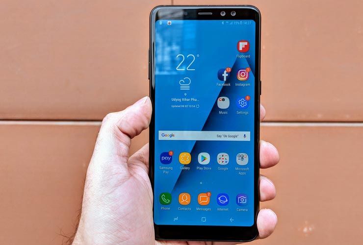 Análise do Galax A8 +: um smartphone econômico com a proeza de design premium da Samsung