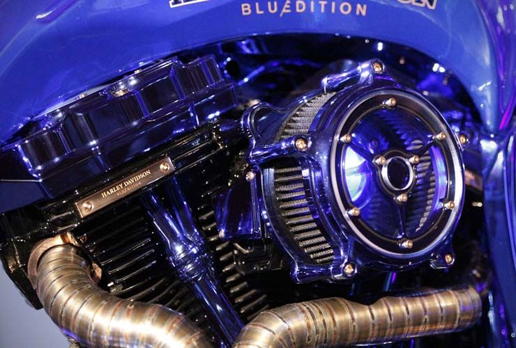 Mõistavad faktid Harley Davidsoni sinise väljaande kohta, maailm