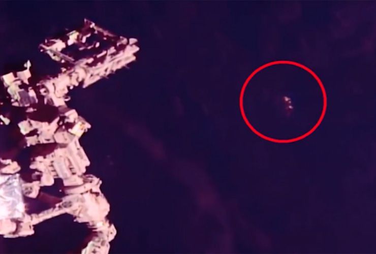 Netālu no Starptautiskās kosmosa stacijas tika pamanīts milzīgs NLO, un mēs nezinām, kas tas varētu būt