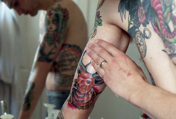 7 choses intelligentes à faire juste après un tatouage