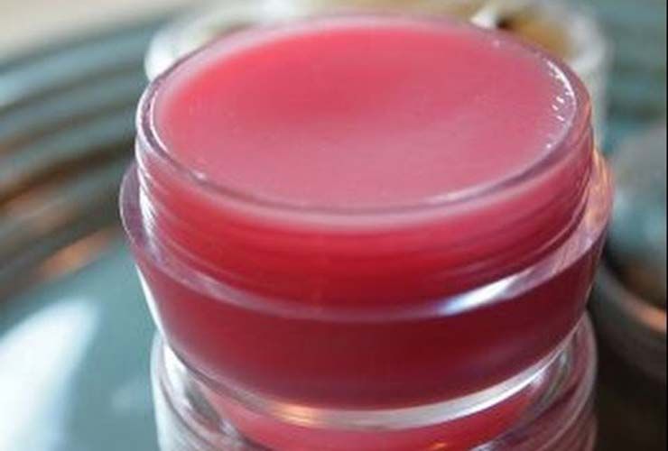 Façons de restaurer votre rouge à lèvres naturel