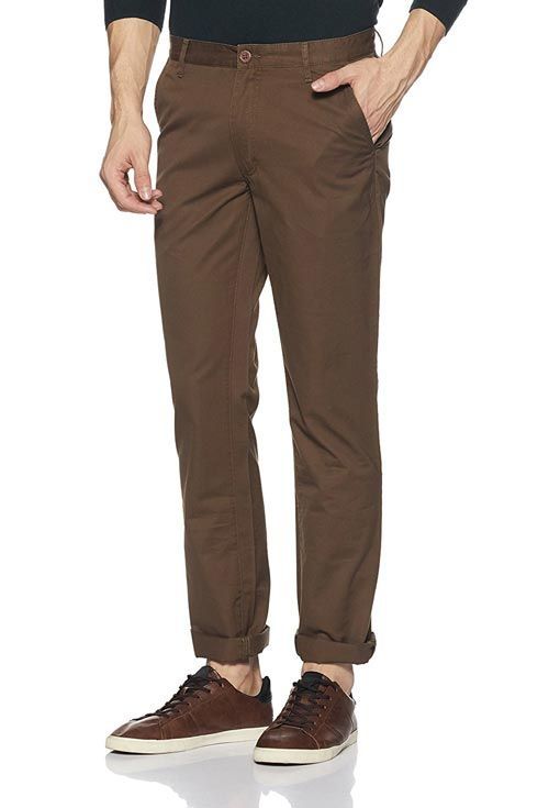 7 paires de pantalons chino marron pour hommes à moins de 1499 €