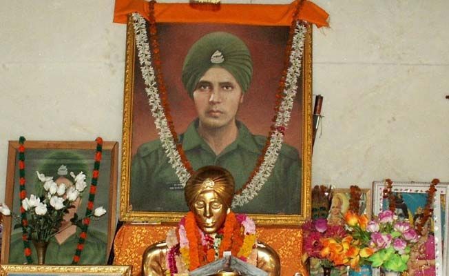 Die Geschichte des Geistes eines indischen Soldaten, der immer noch Indiens Grenze schützt