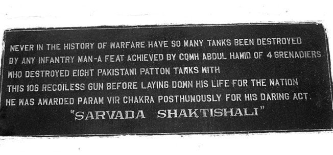 See on lugu ainukesest sõjaajaloolises India armee sõdurist, kes üksinda hävitas 8 Pakistani tanki