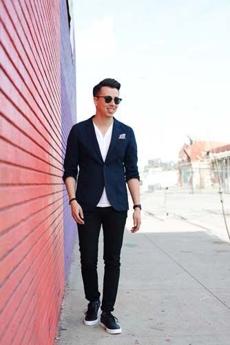 7 padomi, kā valkāt džinsus ar bleizeriem