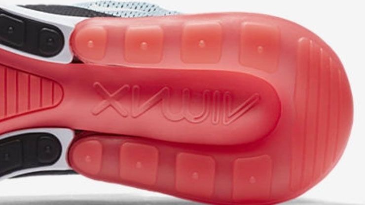 Les gens boycottent Nike pour avoir prétendument écrit `` Allah '' sur la semelle des chaussures Air Max