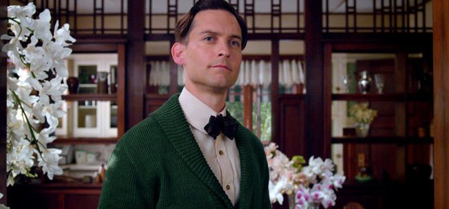 Great-Gatsby-Grooming-Toby-Maguire-as-Nick-Carraway